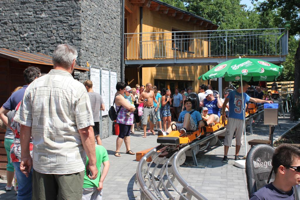 Kis Teniszhaz Ordacsehi Buitenkant foto
